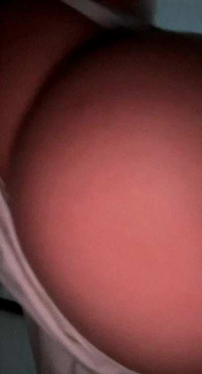Wanna send some nudes to random men 😅 Leave a &ldquo;❤️&rdquo; if you want some