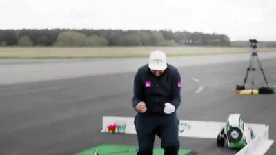 European Tour pro Marcus Armitage &amp;amp; BMW Touring Car driver Paul O&rsquo;Neill break Guinness World Record for &lsquo;Farthest golf shot caught in a moving car'- 303 yards (277m)