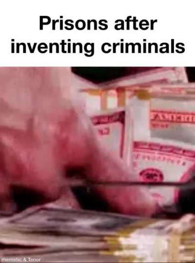 Low effort meme because im tired