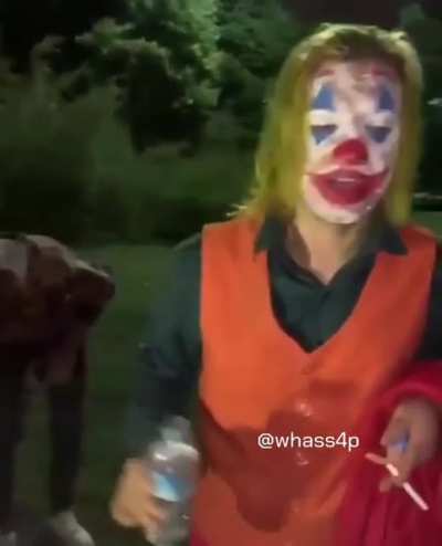 aabi sen ger&ccedil;ek joker misin? &ouml;yle mi?