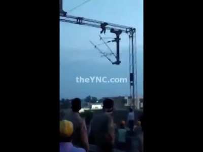 DO NOT PLAY WITH ELECTRICITY