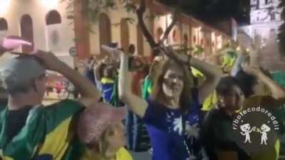 &Eacute; s&eacute;rio, &eacute; transe coletivo n&eacute;?