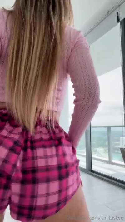 Luna Skye #lunitaskye #lunaskye &uacute;nete al FREE canal para mas contenido  