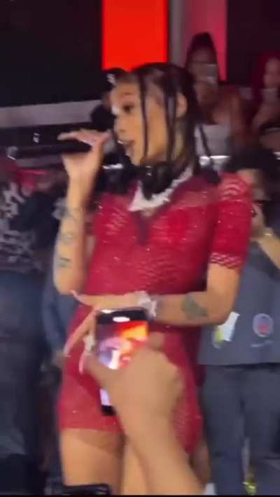 🍑💦