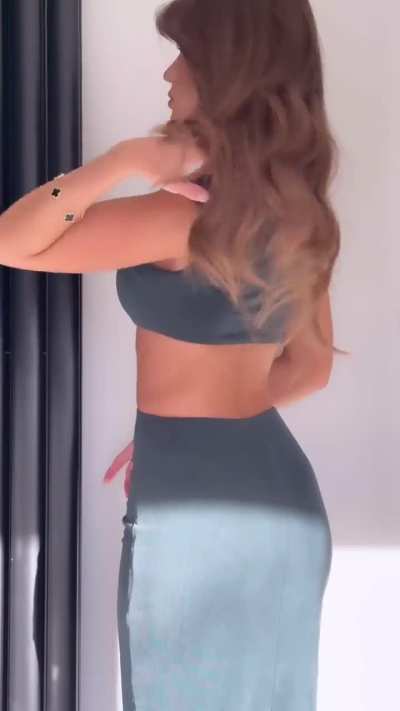 Teal to match her eyes