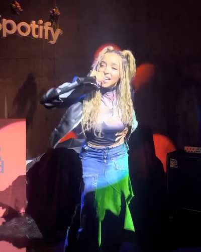 From Playlist to Spotlight: Tinashe's Unforgettable Performance at Spotify Wrapped 2023