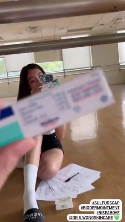 Analyn Barro