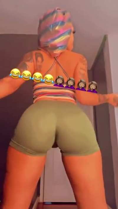 ͏