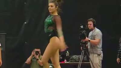 Michigan State University&rsquo;s Giana Kalefe 💚🤍🤸&zwj;♀️