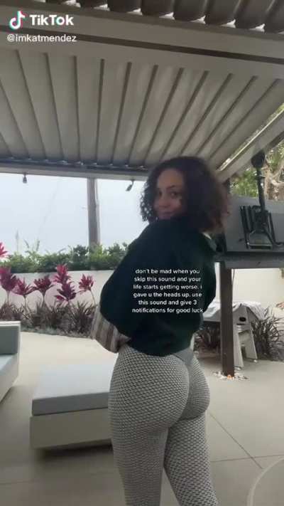 @imkatmendez