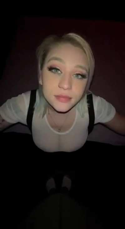 [Reddit] Whos up for gangbanging my gf?