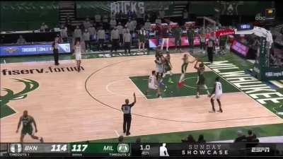 [Highlight] Durant can&rsquo;t get the game-tying 3 to fall!