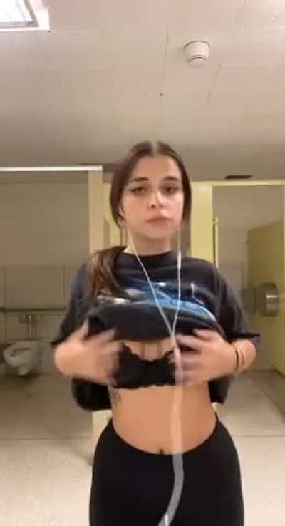 I just couldn't resist showing my body, had to go to the school toilet quickly haha... wish you were here with me