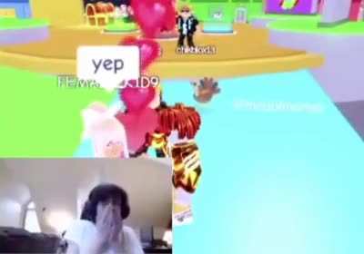 I got a roblox gf losers 😎