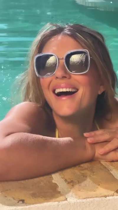Elizabeth hurley