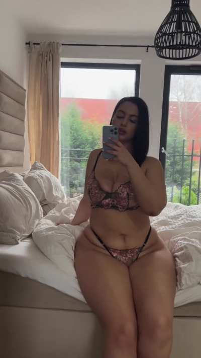 Think you&rsquo;re ready for a MILF who knows all the tricks?