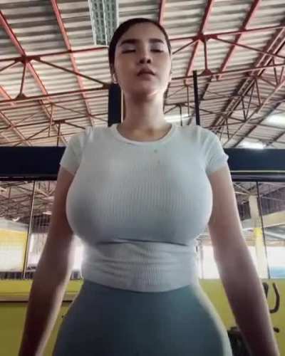 Definitely turning heads at the gym