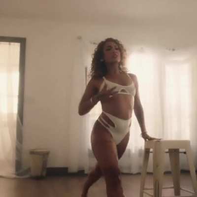 DaniLeigh