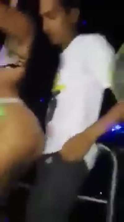 perreo discoteca