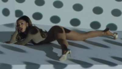 This is the video that made me jerk off to Ariana Grande for the first time