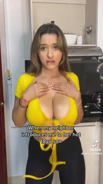 Boobs bounce