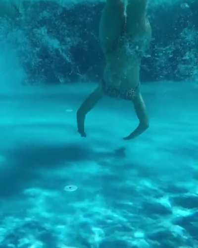 Dua Lipa swimming