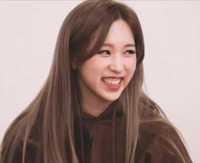 Mina&acute;s perfect gummy smile