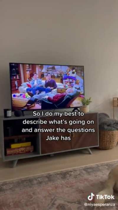 Girlfriend describing what&rsquo;s happening on tv in real-time to her blind boyfriend.