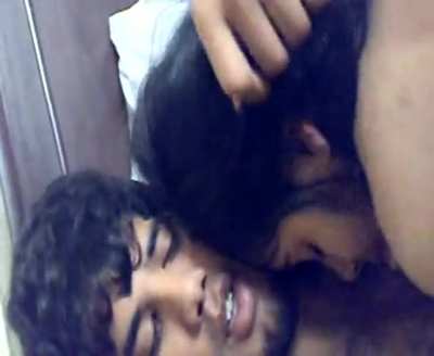 Most Special Pakistani GF &amp;amp; BF 2 Lea*ked Videos ❤️❤️❤️. Download From Here 👇👇👇