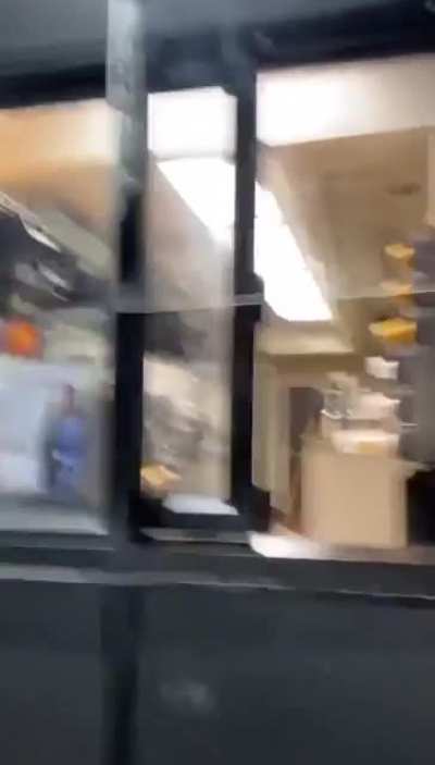 Ariana Grande struggling at work today