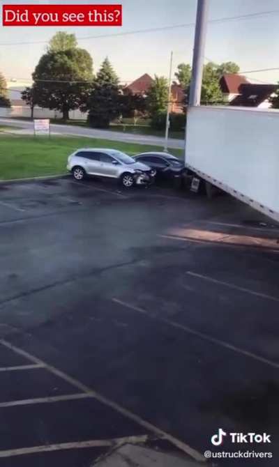 Imagine having zero brain cells and pulling off a hit &amp;amp; run in an 18 wheeler with witnesses