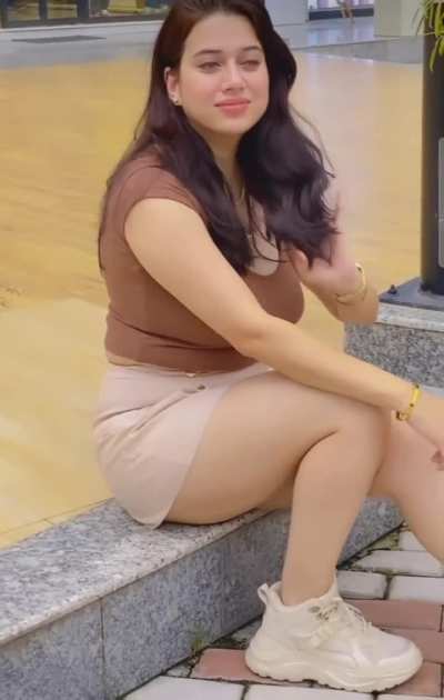 What a perfect wife material desi maal