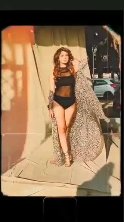 Jennifer Winget thunder thighs