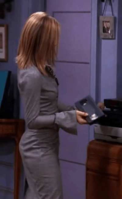 Jennifer Aniston's ass looks so tight