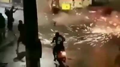 Gente o Tanjiro t&aacute; matando pessoas em aglomera&ccedil;&atilde;o, tomem muito cuidado