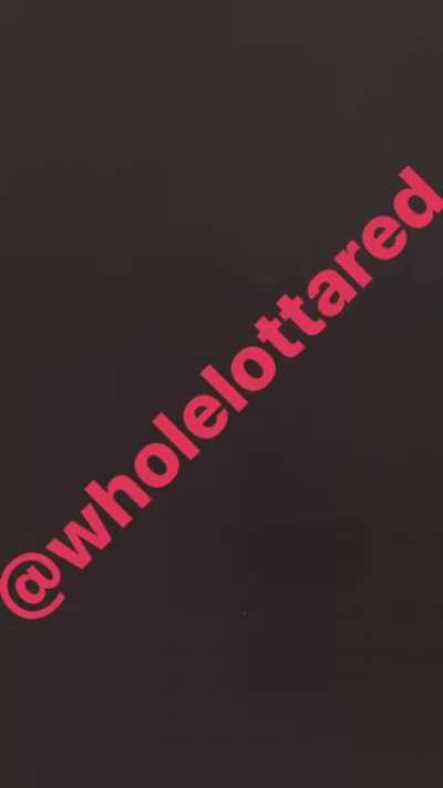 From @wholelottared&rsquo;s Story