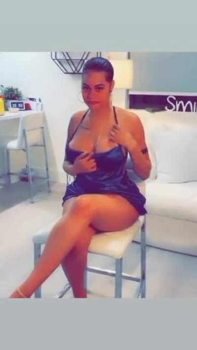 Areola slip! 👀