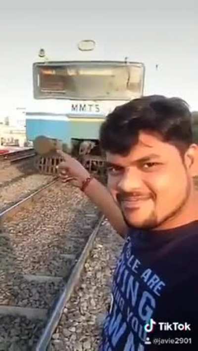 HMFT after i take a selfie