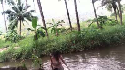 When you&rsquo;re playing guitar in the jungle and a string breaks
