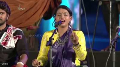 Sadhguru cries on hearing girl singing the Soviet anthem