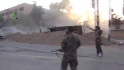 Opposition fighters &amp;amp; technicals take turns engaging a suspected SAA sniper position - al-Jubalia, Deir ez-Zor - 9/7/2013