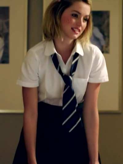 Ana de Armas takes off her panties