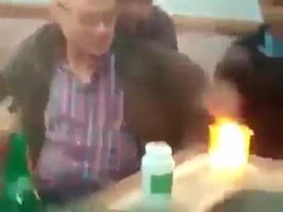 урок химии в арабской школе