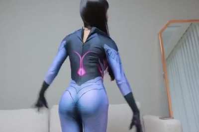 Superheroine
