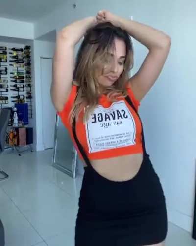 Shaking Ass