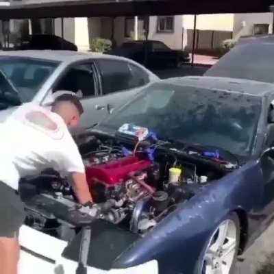 😳