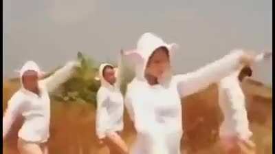 Who doesn&rsquo;t love dancing sheep?