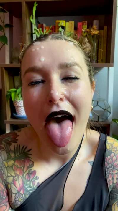 My first post here! Got a huge load of cum on my face and I loved it so so much
