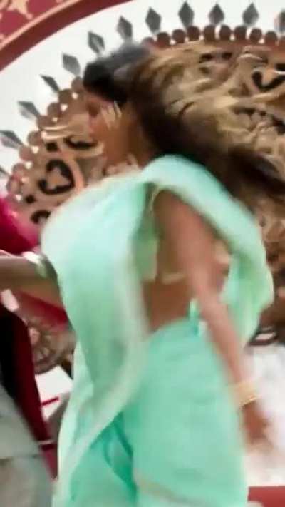 Pooja Hegde - Reddy Ikkada Soodu Vertical Edit