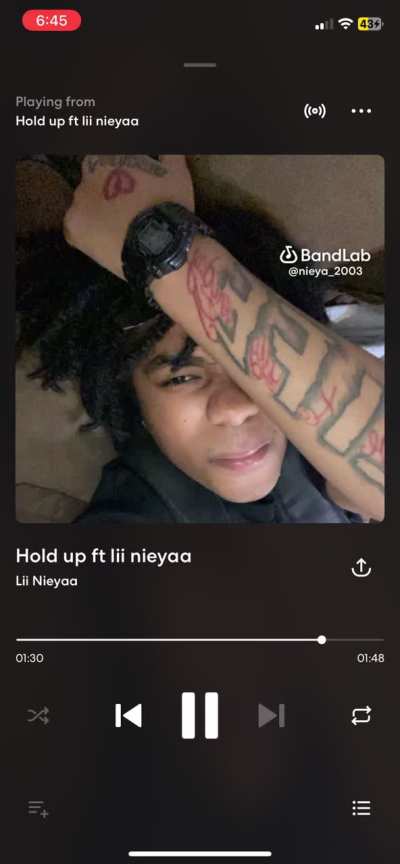 Steady blowin yo phone up but I know it&rsquo;s on Dndddd🥹